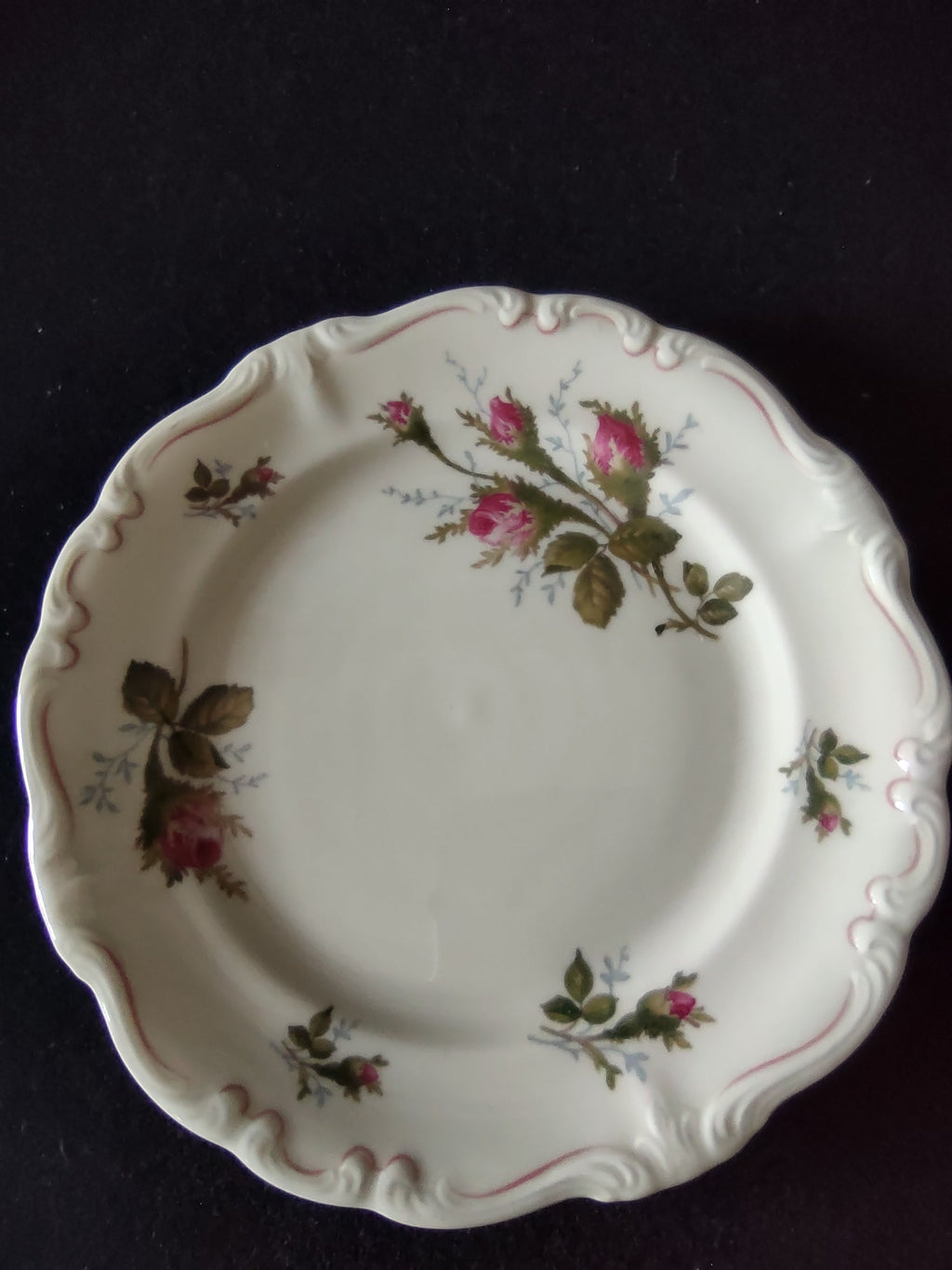 Rosenthal Pompadour set of 3 plates front view