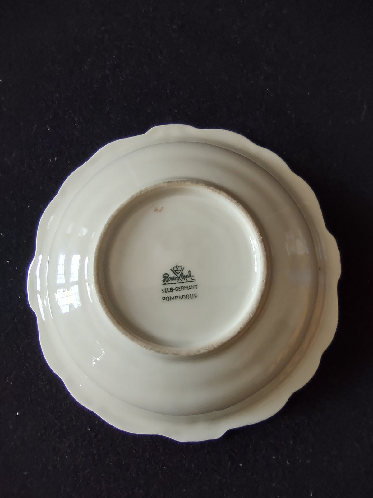 Rosenthal Pompadour plate additional view
