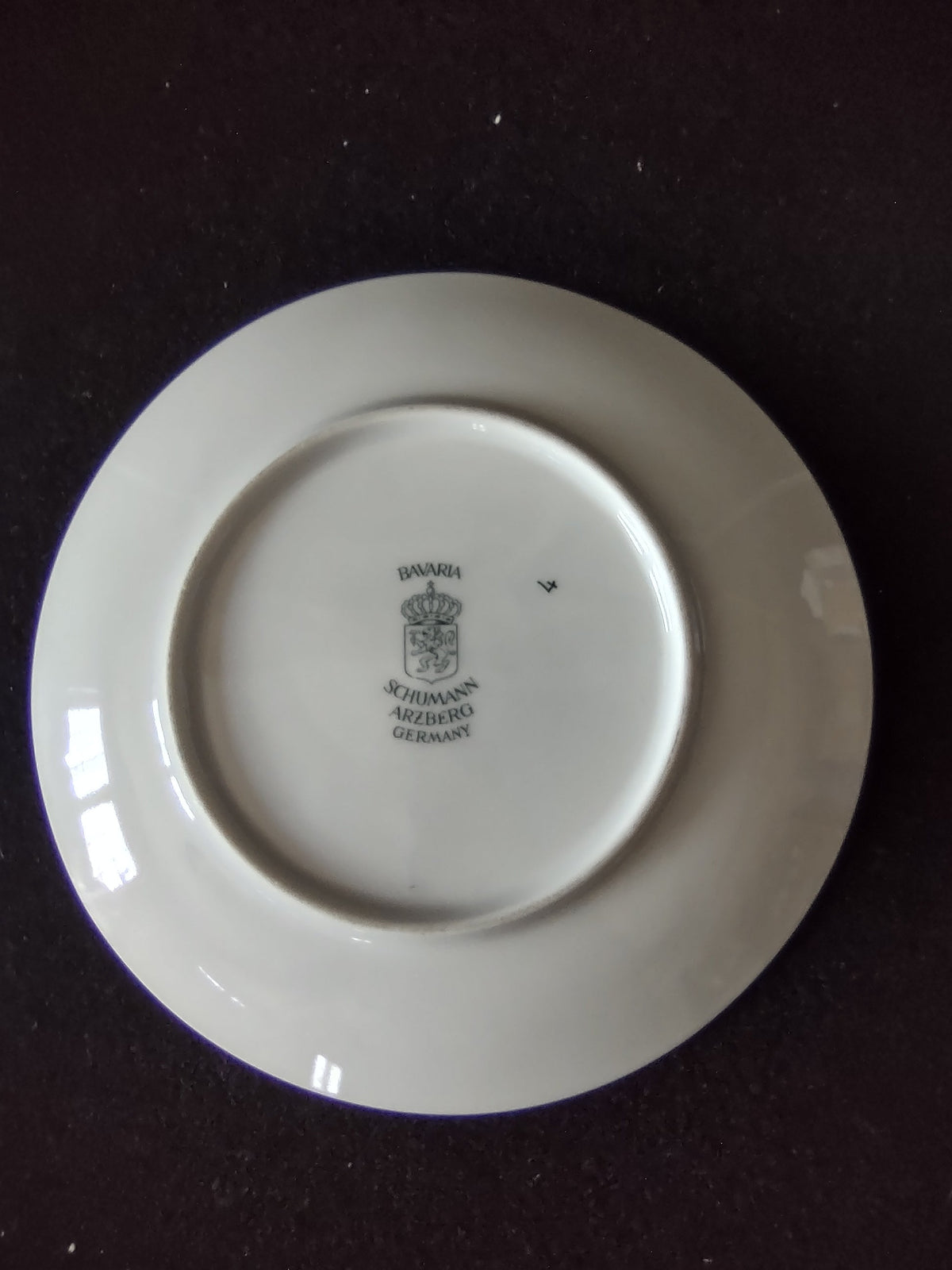 Vintage Schumann Arzberg Pink Rose Platinum Rim Plate - platinum rim wear detail