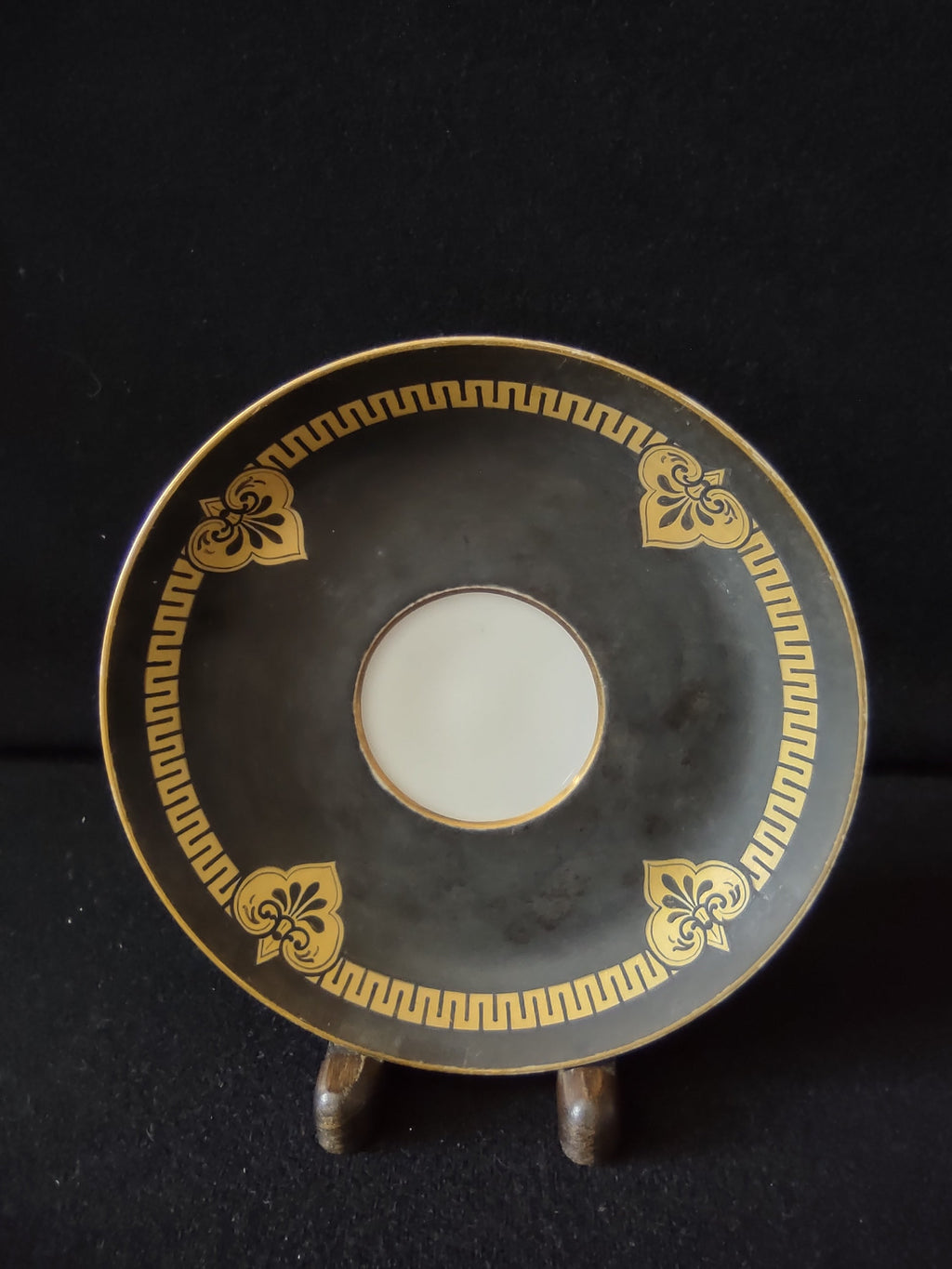 Vintage Syracuse China Black Gold Greek Key Fleur de Lis Saucer - back/bottom view