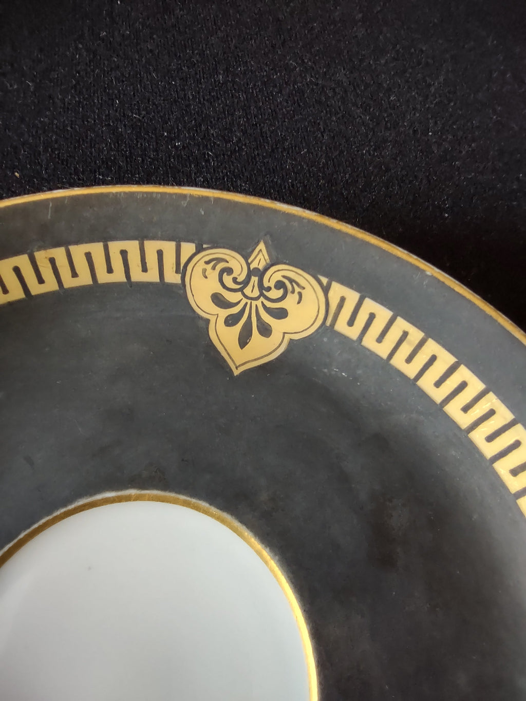 Vintage Syracuse China Black Gold Greek Key Fleur de Lis Saucer - side profile