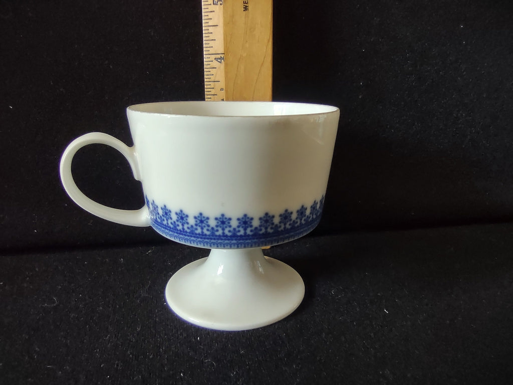 Rosenthal Germany blue lace footed cup - size measurement with ruler