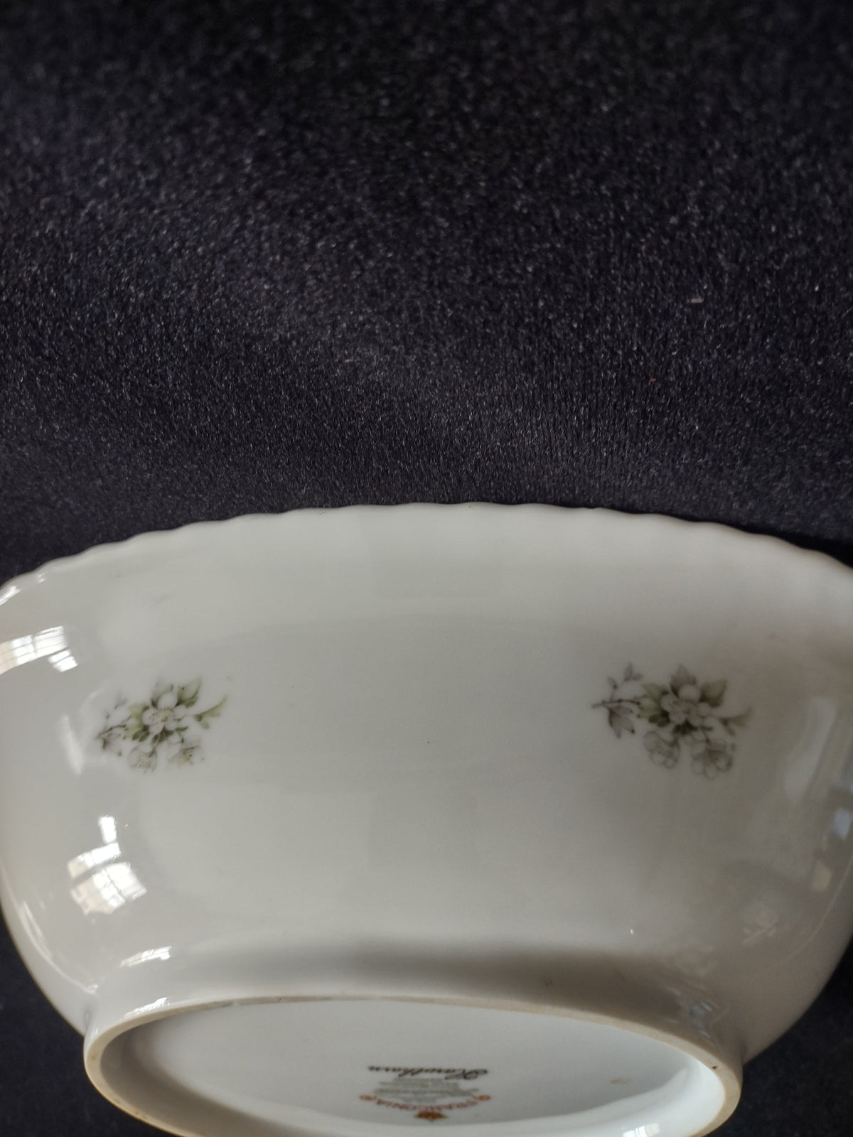 Franconia Krautheim Hawthorn bowl - rim gadroon detail