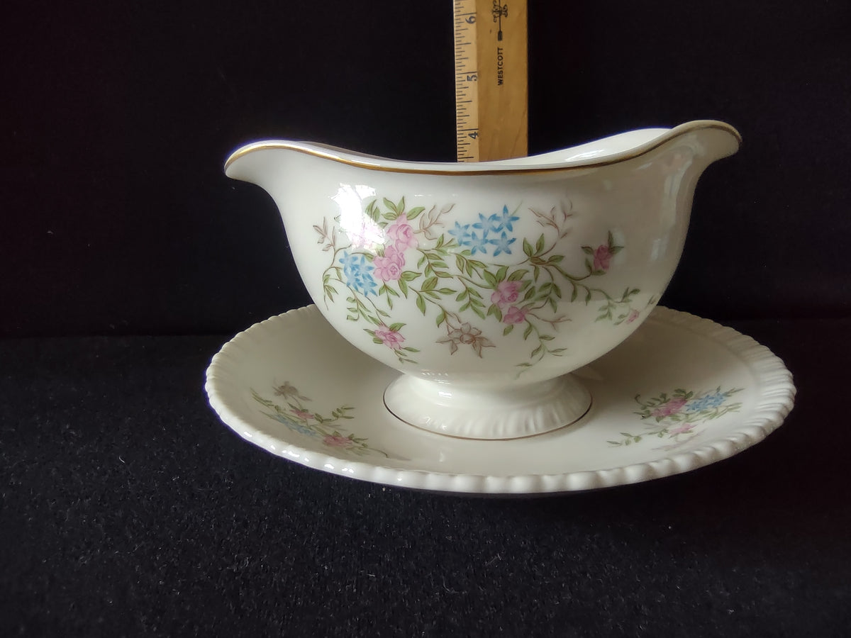 Vintage Hanover China Spring Time Gravy Boat with Underplate [7394]