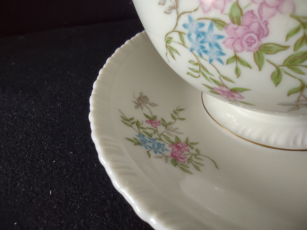 Vintage Hanover China Spring Time Gravy Boat with Underplate [7394]