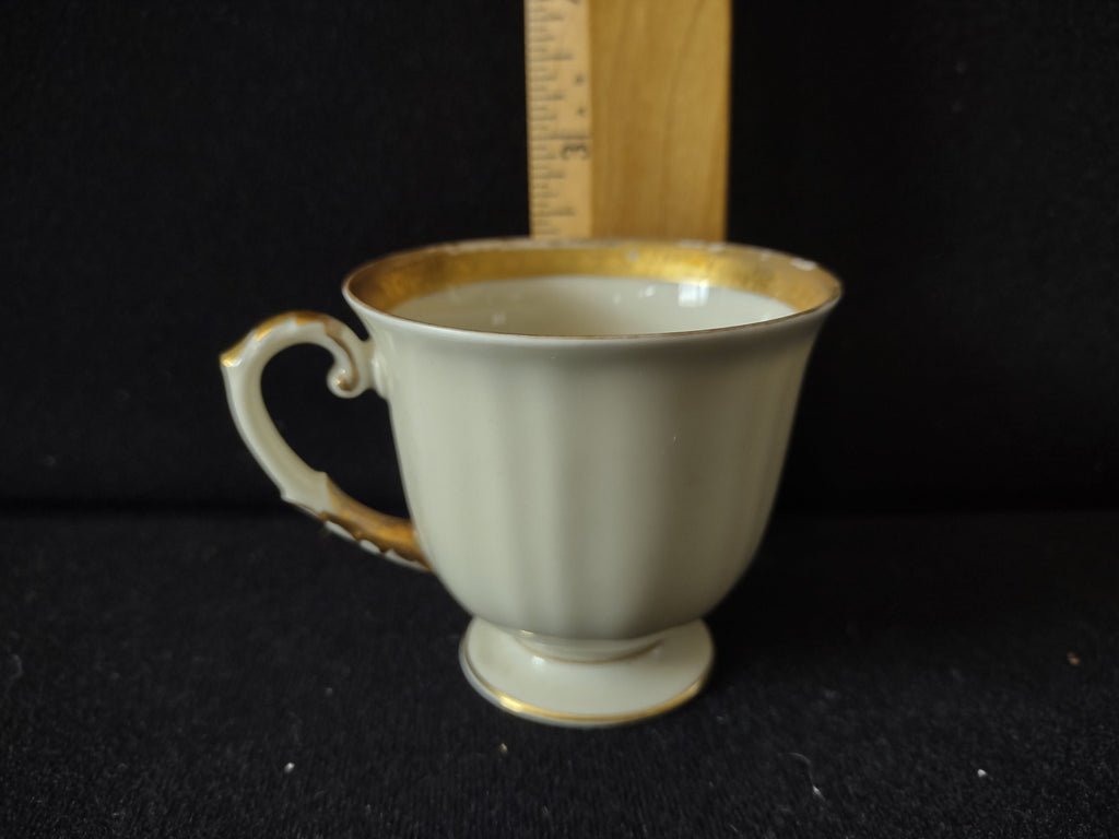 Krautheim Selb Bavaria gold rim teacup - side profile with ruler showing height