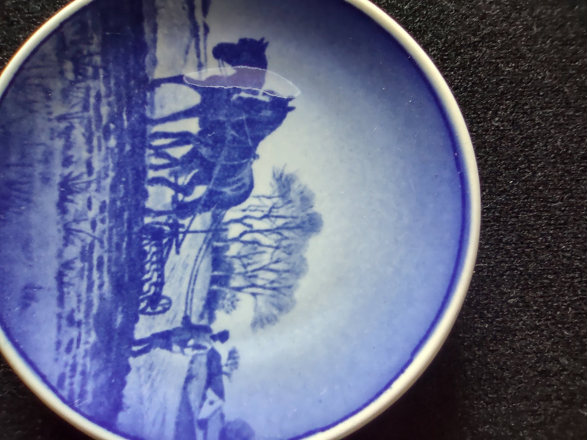 Royal Copenhagen mini plate additional scene view showing blue and white landscape detail