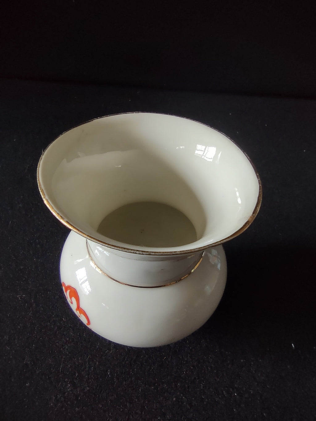 Meissner Handmalerei vase top/interior view showing flared trumpet neck with gold rim trim