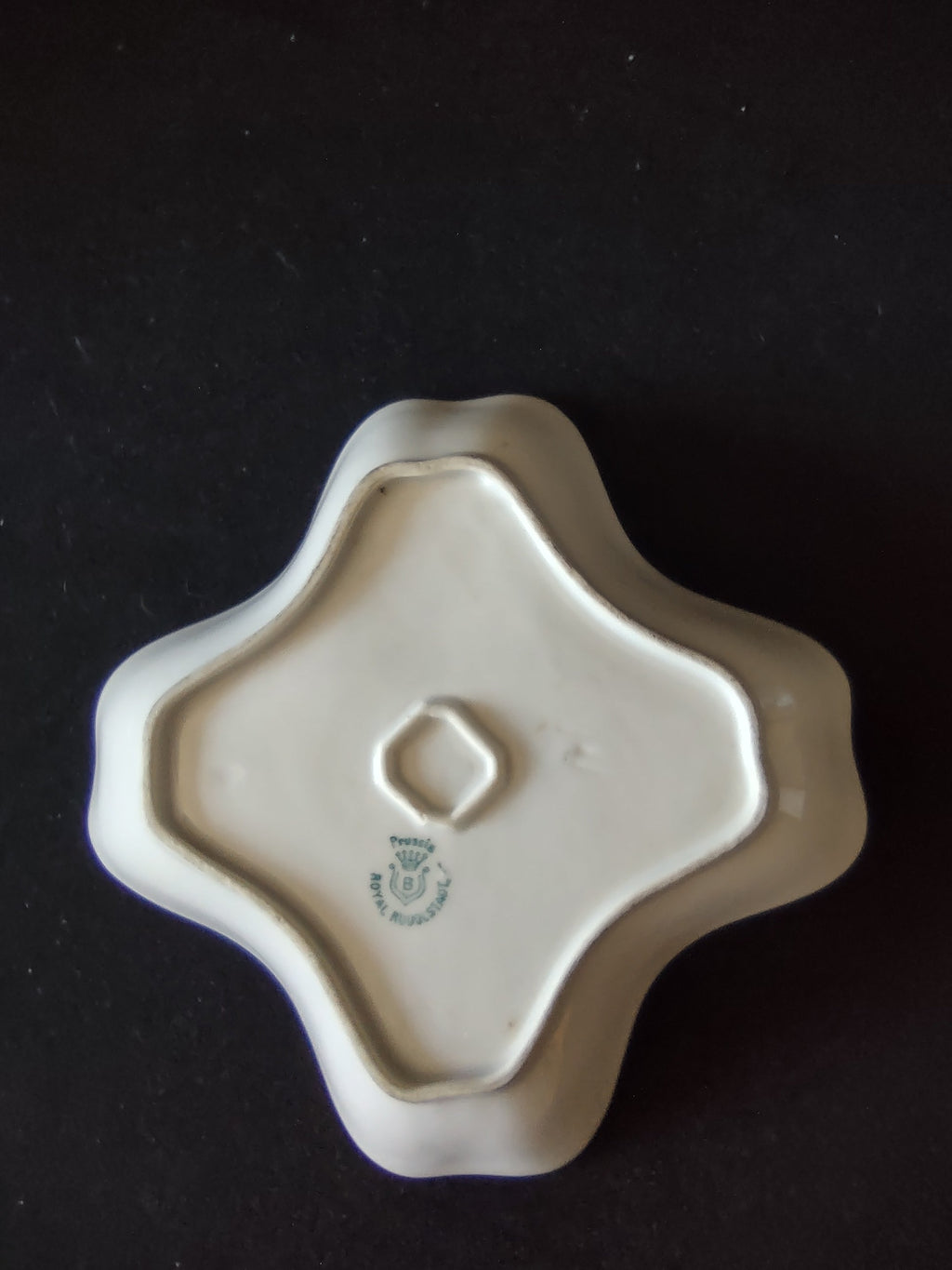 Royal Tettau Bavaria quatrefoil candy dish overall top view showing four-lobed shape and full floral pattern