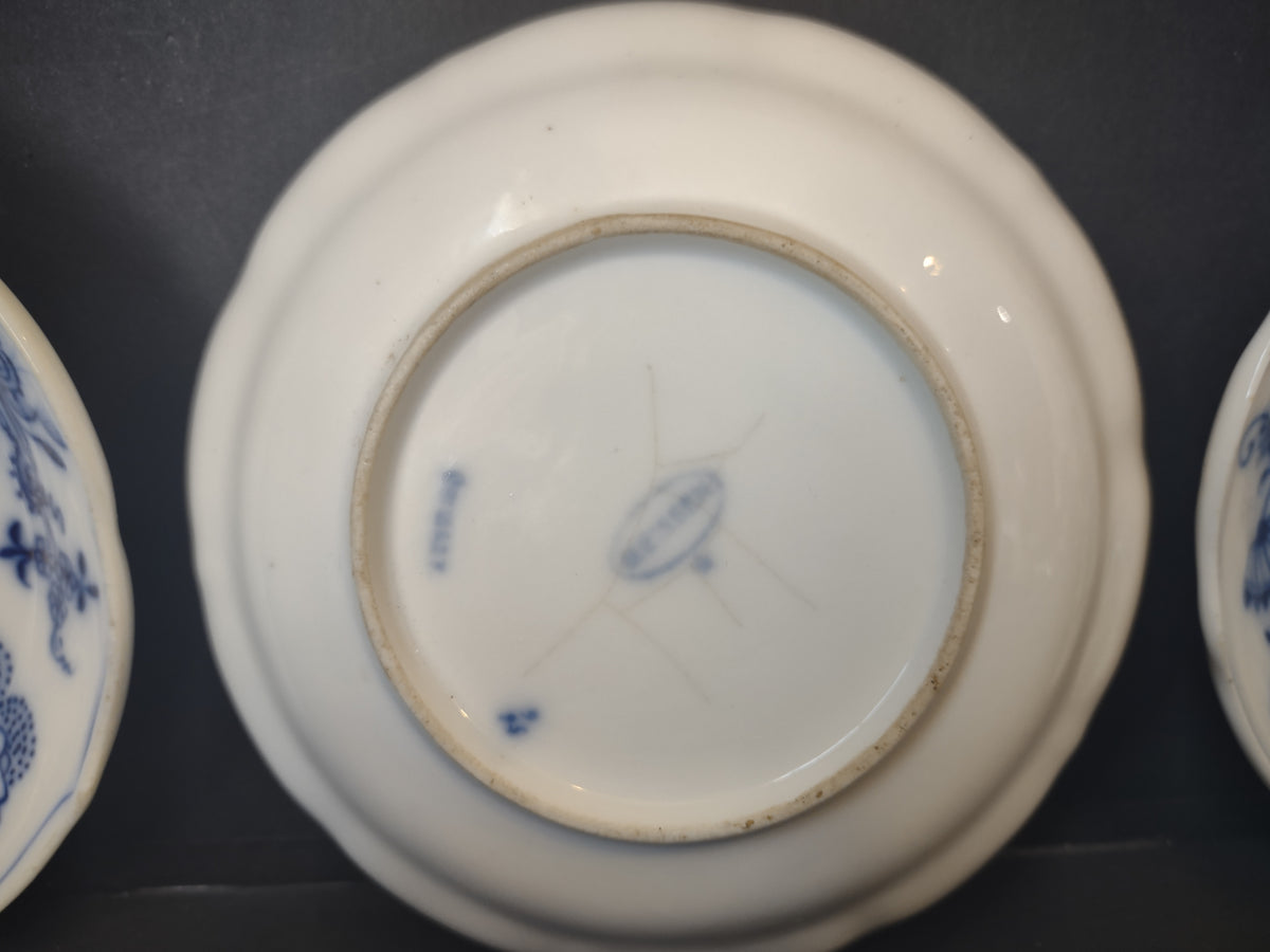 Vintage Blue Onion Porcelain Butter Pat Saucers Set of 4 Imperfect [7434]