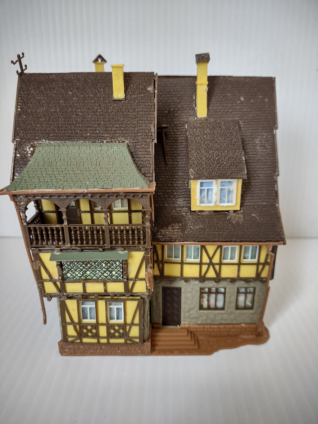 Vintage Vollmer #20817 Timber Frame House Assembled NOT Perfect [8000n]
