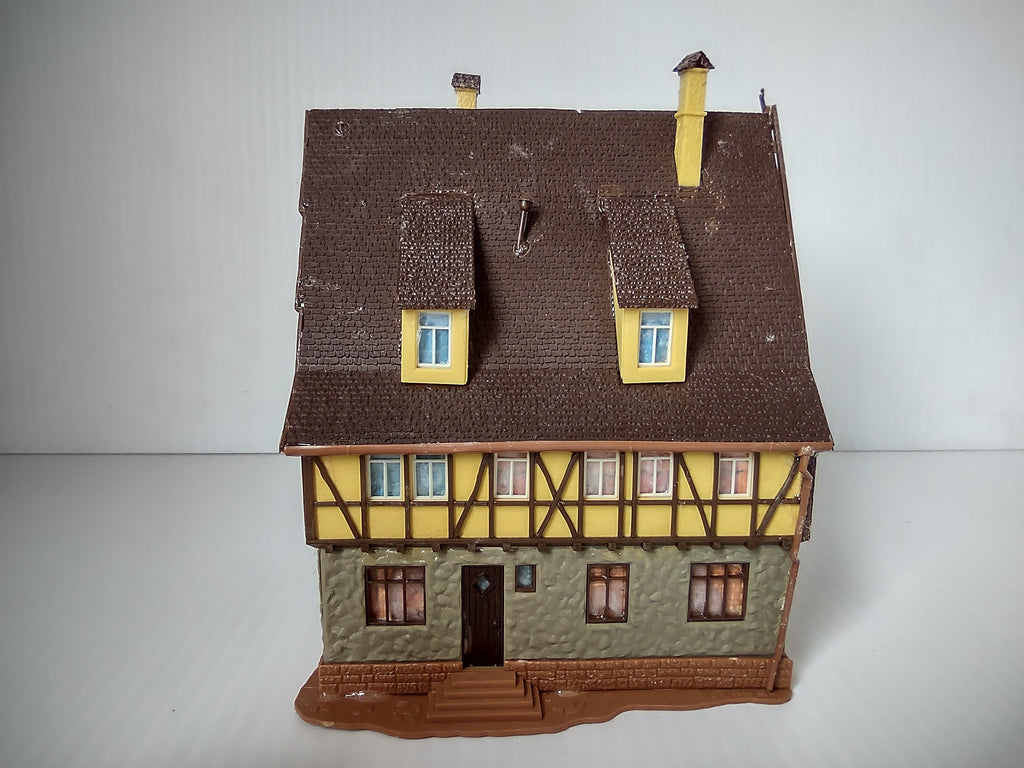 Vintage Vollmer #20817 Timber Frame House Assembled NOT Perfect [8000n]