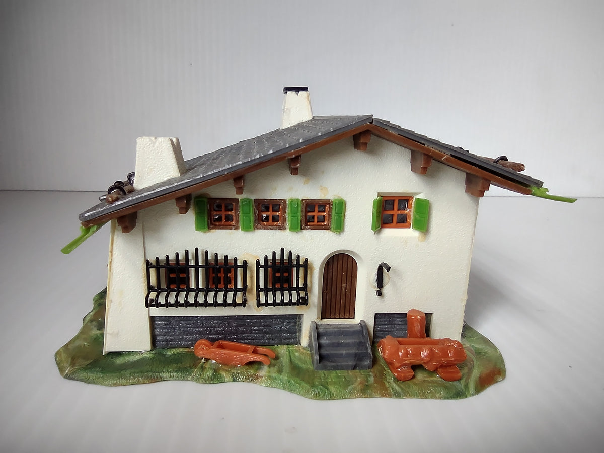 Vintage Faller #298 Alpine Chalet HO Scale Assembled [8001n]