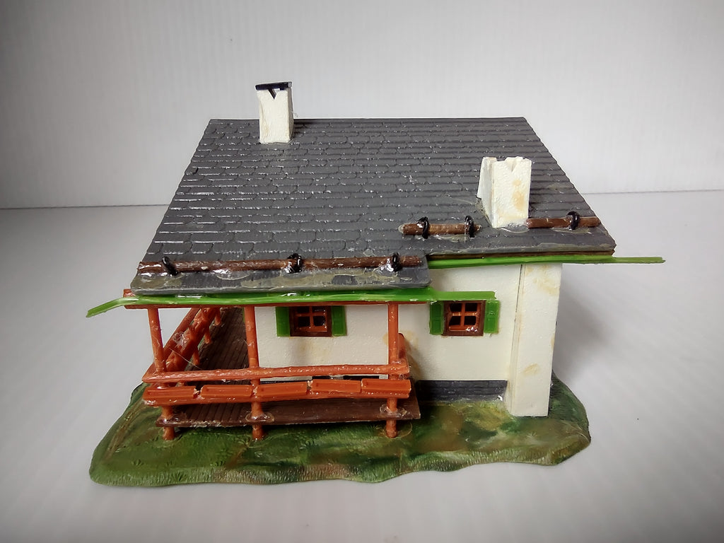 Vintage Faller #298 Alpine Chalet HO Scale Assembled [8001n]