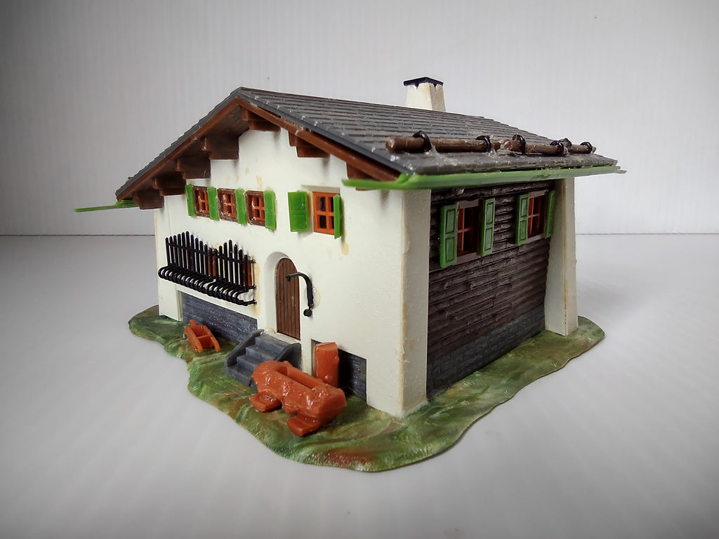 Vintage Faller #298 Alpine Chalet HO Scale Assembled [8001n]