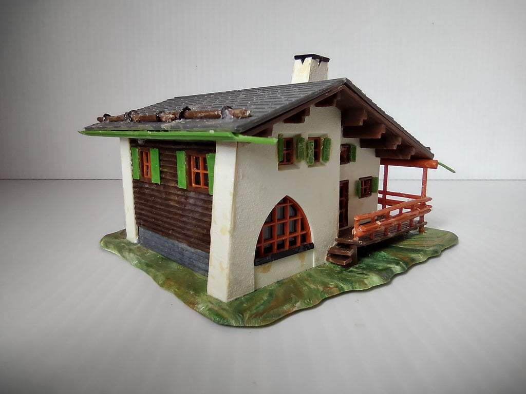Vintage Faller #298 Alpine Chalet HO Scale Assembled [8001n]
