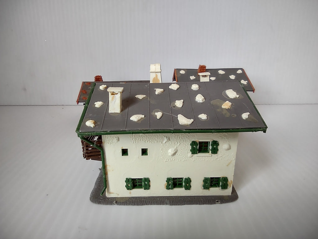 Vintage Pola HO Scale Swiss Alpine Chalet Set of 3 Assembled [8003n]