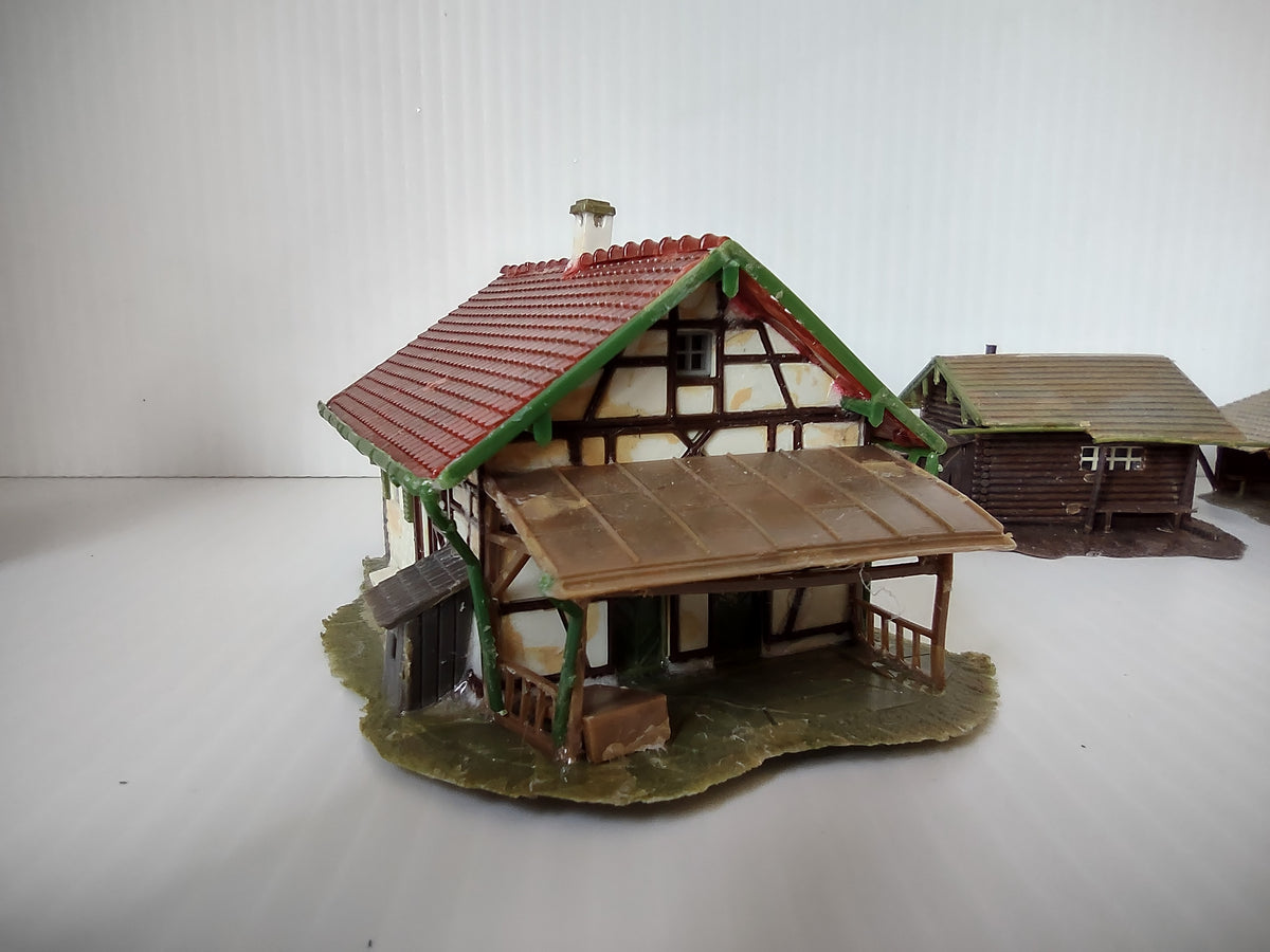 Vintage Faller HO Scale German Farm Village 5-Building Set Farmhouse Barn [8011n]