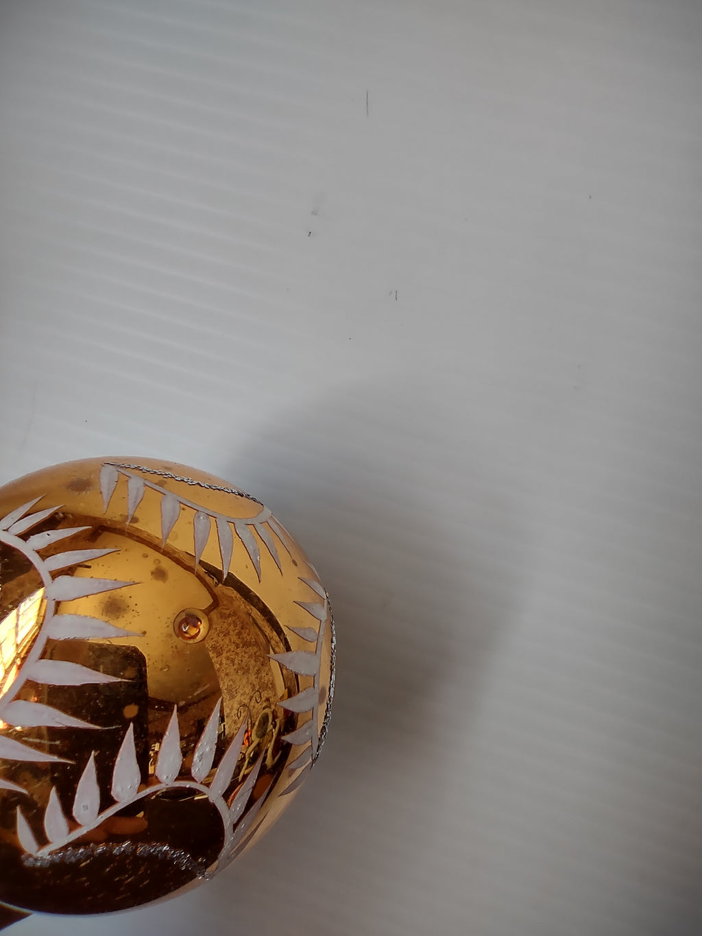 Vintage West German Copper Amber Glass Ball Ornament Stencil Leaf [8027n]