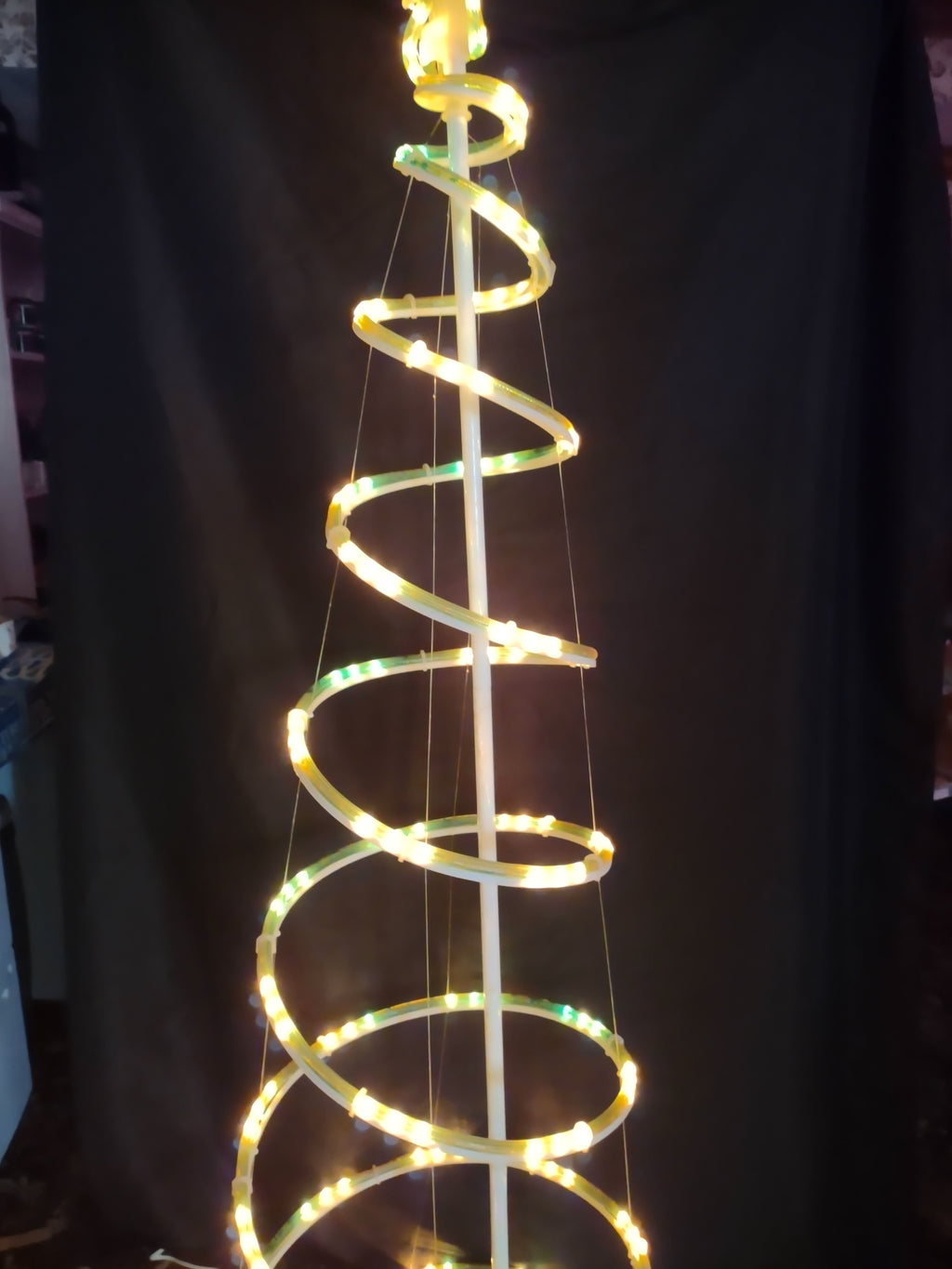 Vintage 6ft LED Chaser Tube Light Spiral Christmas Tree Star Topper [8036n]