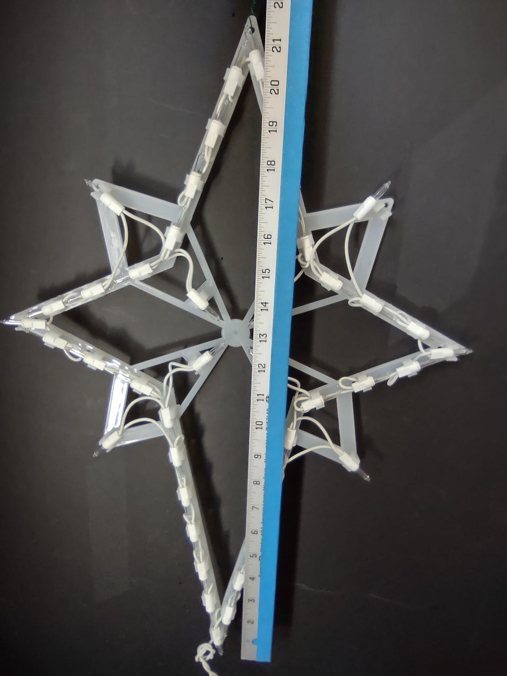 Lighted Nativity Star box - 43 mini light bulbs, indoor/outdoor use