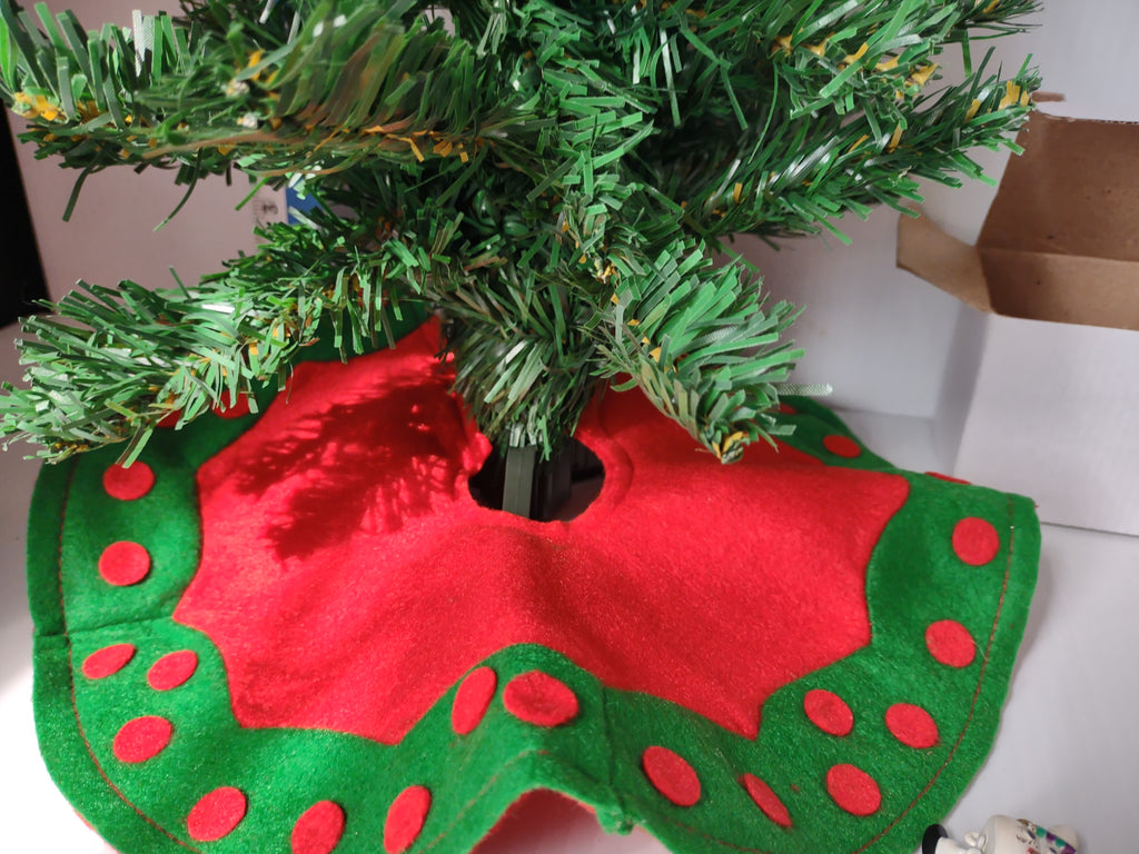 Vintage Holiday Magic 18" Green Christmas Tree Set Triangle Box [8055n]