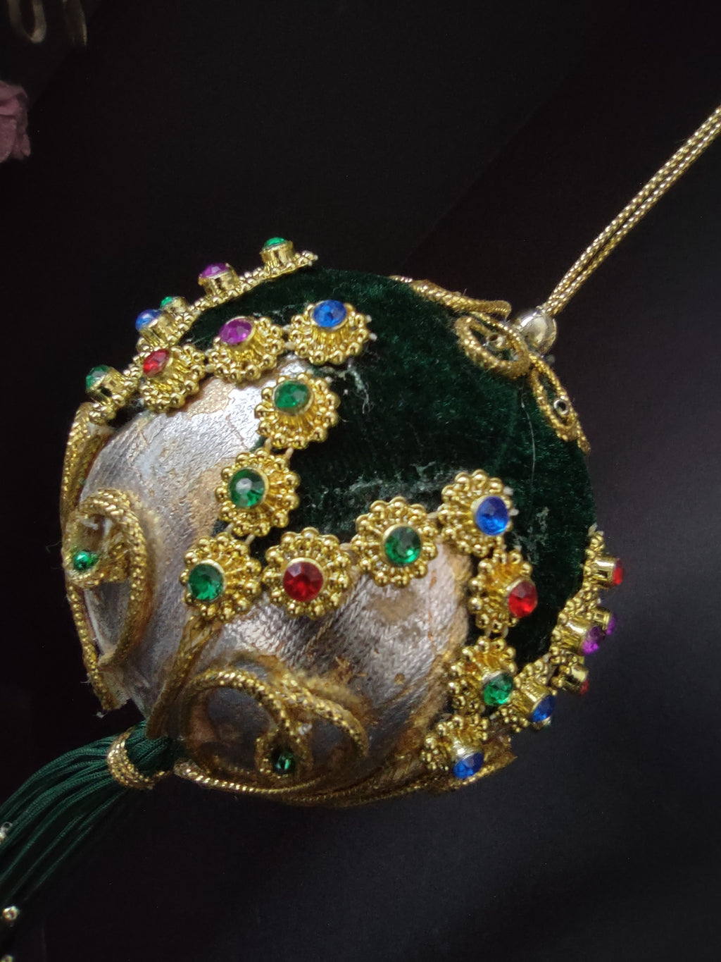 Vintage Jeweled Velvet Satin Ball Christmas Ornament Green Gold Tassel [8058n]