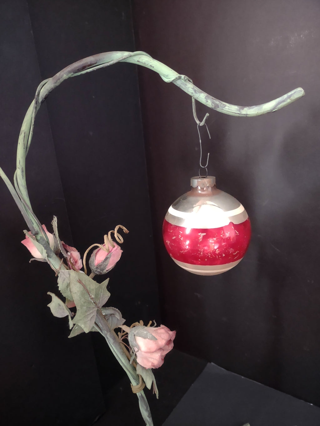 Vintage Red & Silver Christmas Ornament Made in US of A [8067]