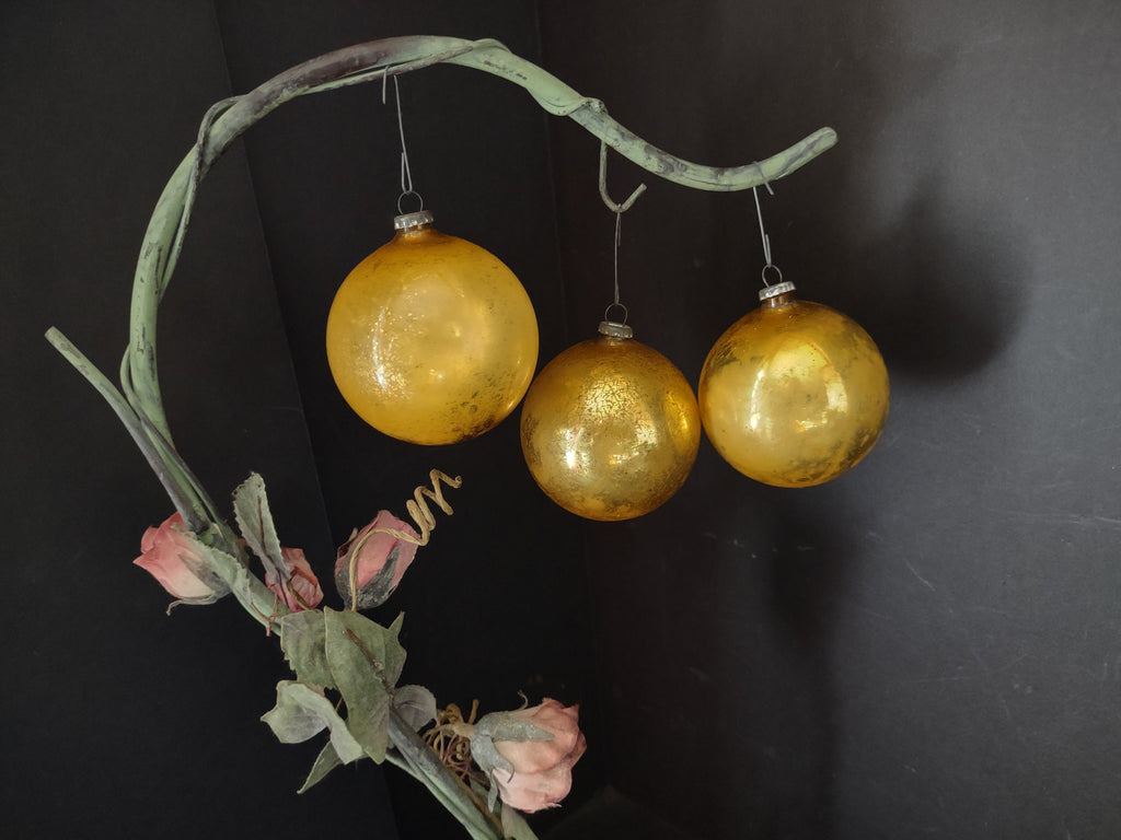 Vintage Set of 3 Gold Glass Christmas Ball Ornaments Japan [8069n]