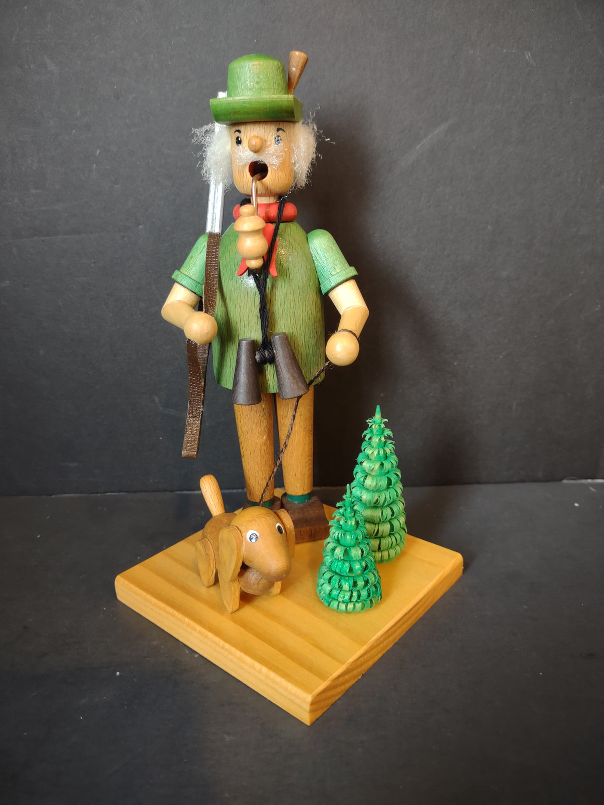 Vintage German Wooden Hunter Smoker Smoking Manikin Cone Incense Burner [8073n]