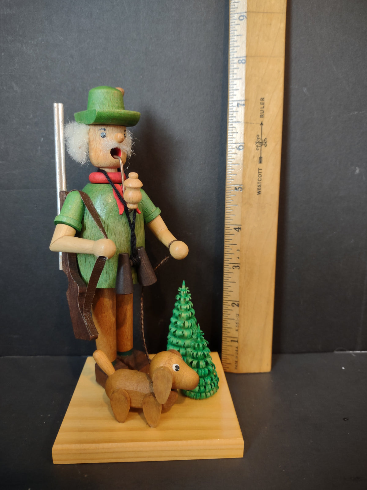 Vintage German Wooden Hunter Smoker Smoking Manikin Cone Incense Burner [8073n]