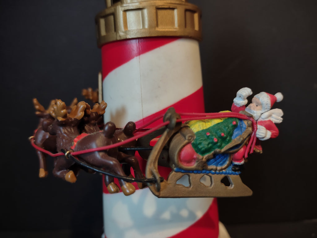 Vintage Santa's Musical Lighthouse Revolving Reindeer Christmas [8075n]