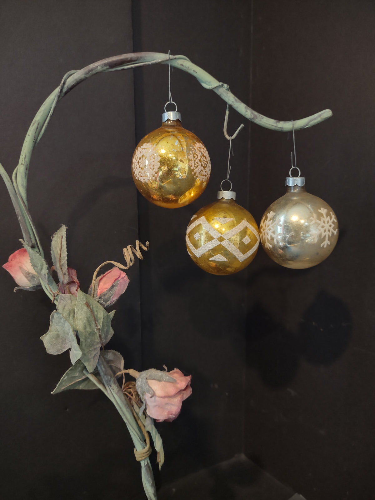 Vintage Made in USA 2" Gold Silver Glass Christmas Ornaments Set 3 [8077n]