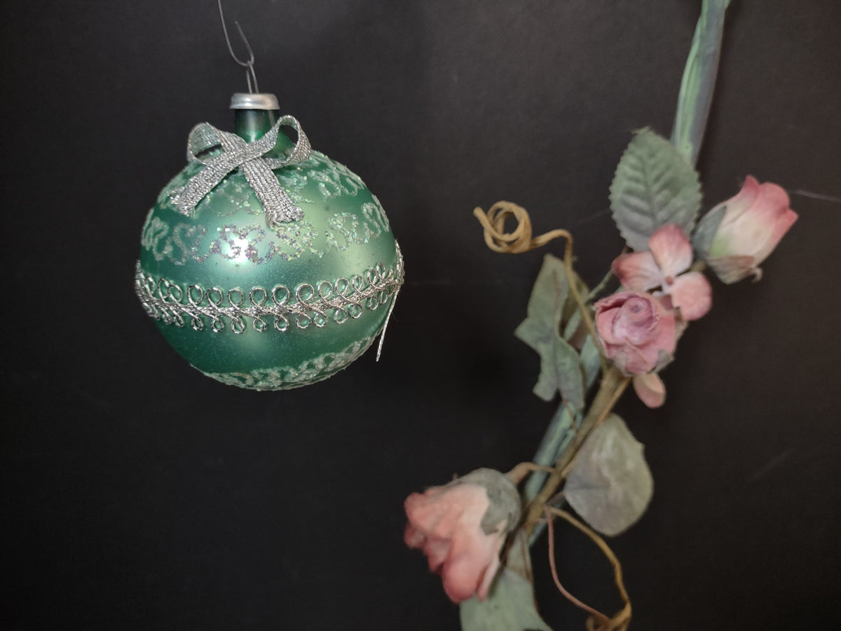 Vintage Green Christmas Ornament, Silver Bow & Trim, Merry Christmas [8082]