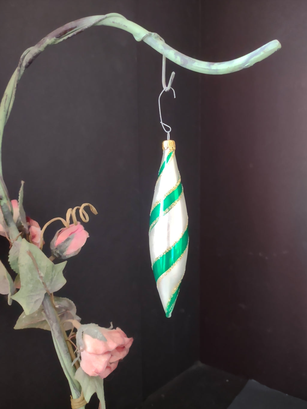 Vintage Columbia Christmas Ornament Green White Silver Gold Icicle 4 Inch [8094]
