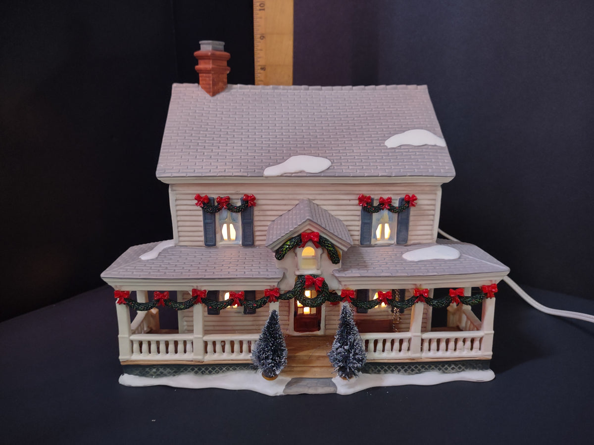 Vintage Heartland Valley Village Porcelain Lighted Christmas House  [8111n]