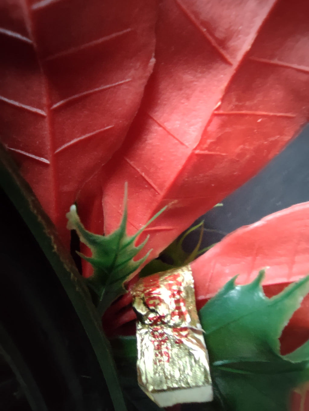 Vintage Brinns 12" Plastic Holly Christmas Wreath Red Berries Poinsettia [8137n]