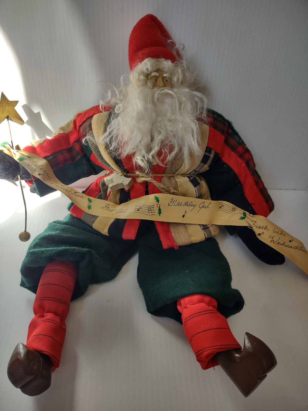 Vintage House of Huttan Wind Up Musical Santa Christmas Doll Red Green [4892]