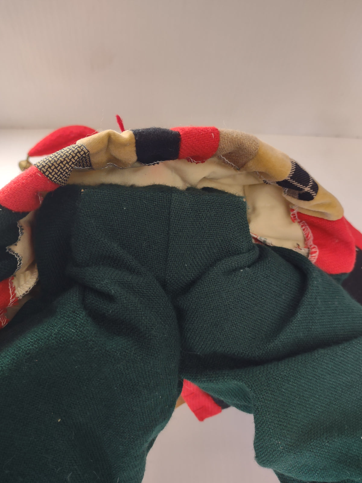 Vintage House of Huttan Wind Up Musical Santa Christmas Doll Red Green [4892]