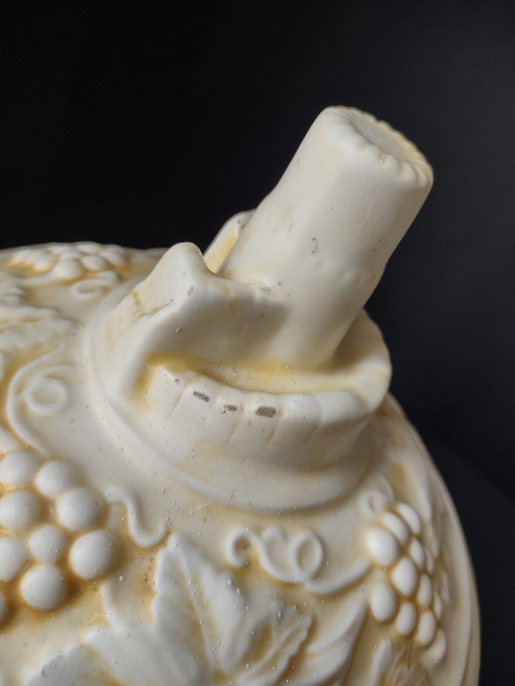 Vintage German Castles Grape Cream Relief Lidded Punch Bowl Cookie Jar [7491]