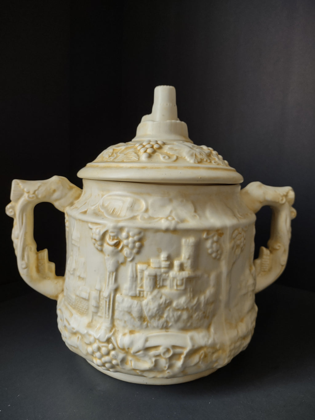 Vintage German Castles Grape Cream Relief Lidded Punch Bowl Cookie Jar [7491]