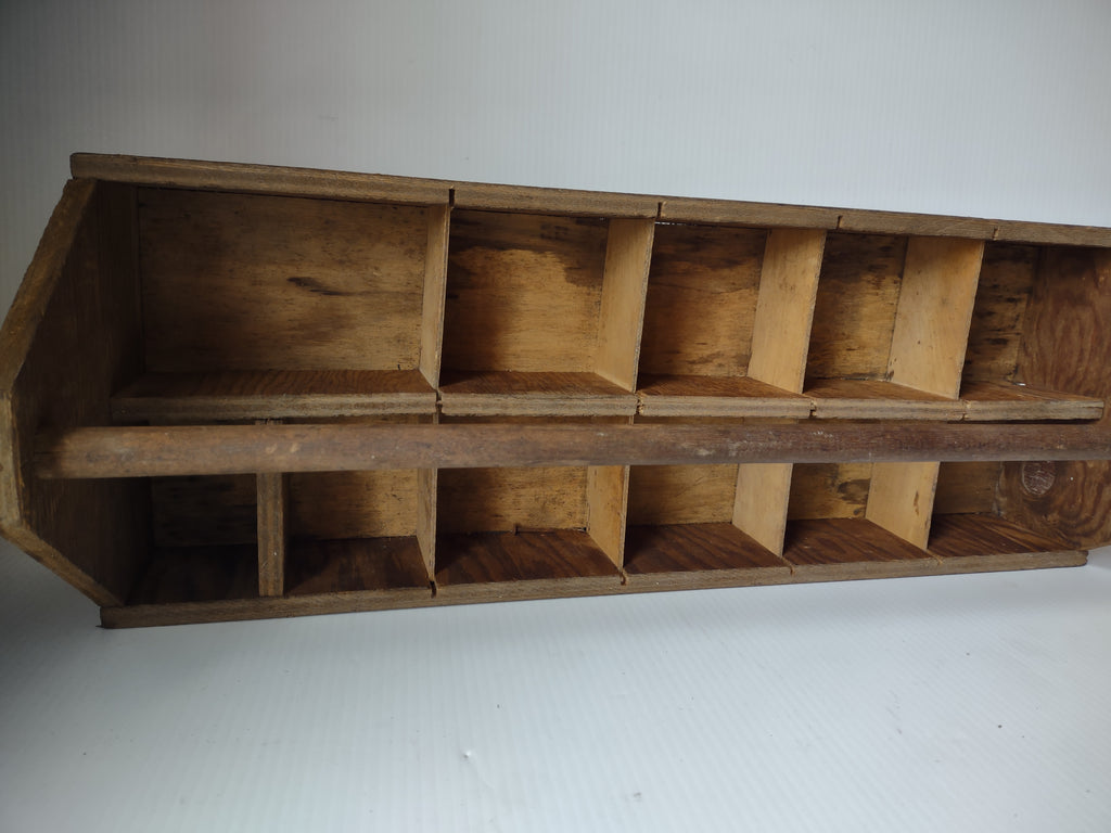 Vintage Rustic Brown Wood Divided Carrier Caddy With Handle 26 Inch [7501]