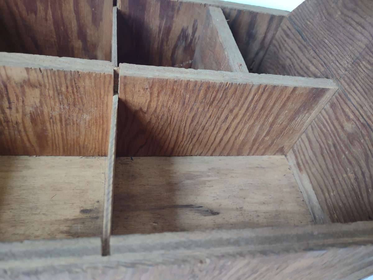 Vintage Rustic Brown Wood Divided Carrier Caddy With Handle 26 Inch [7501]