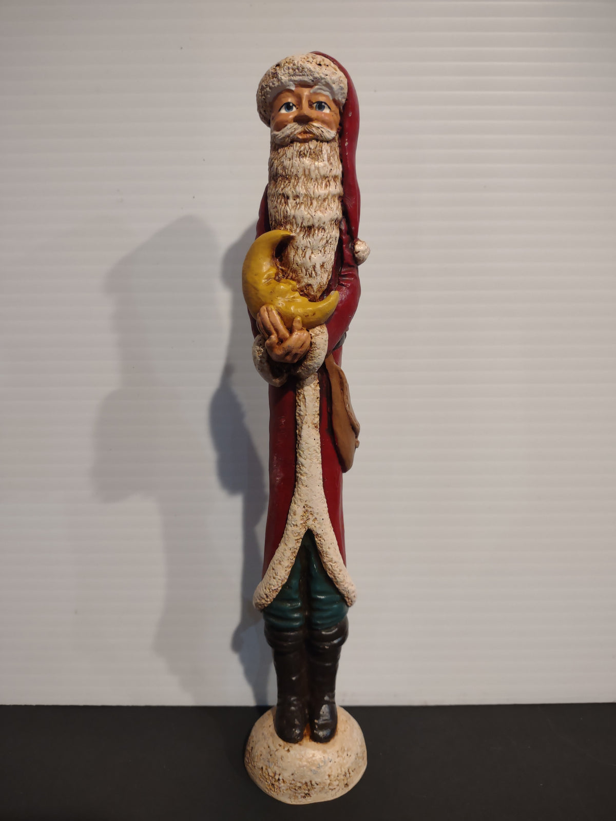 Vintage Santa Claus Holding Yellow Crescent Moon Christmas Figurine [8145n]