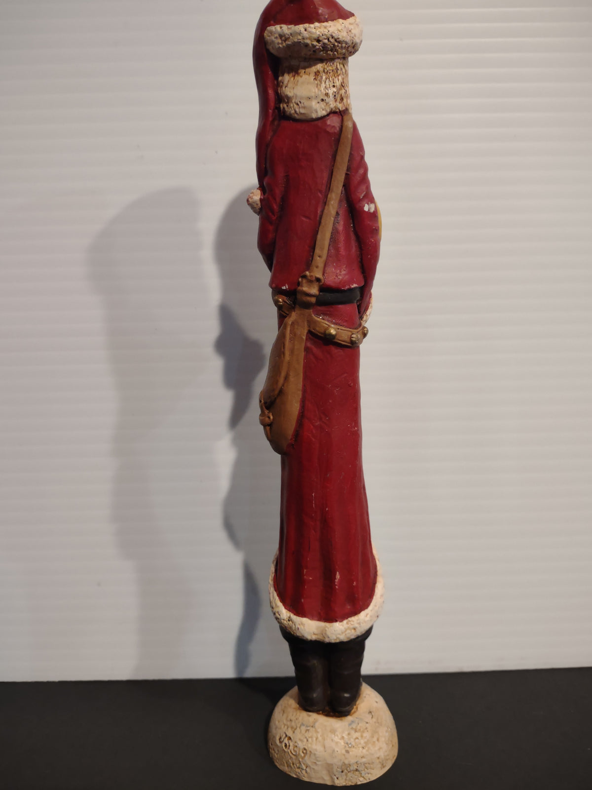 Vintage Santa Claus Holding Yellow Crescent Moon Christmas Figurine [8145n]