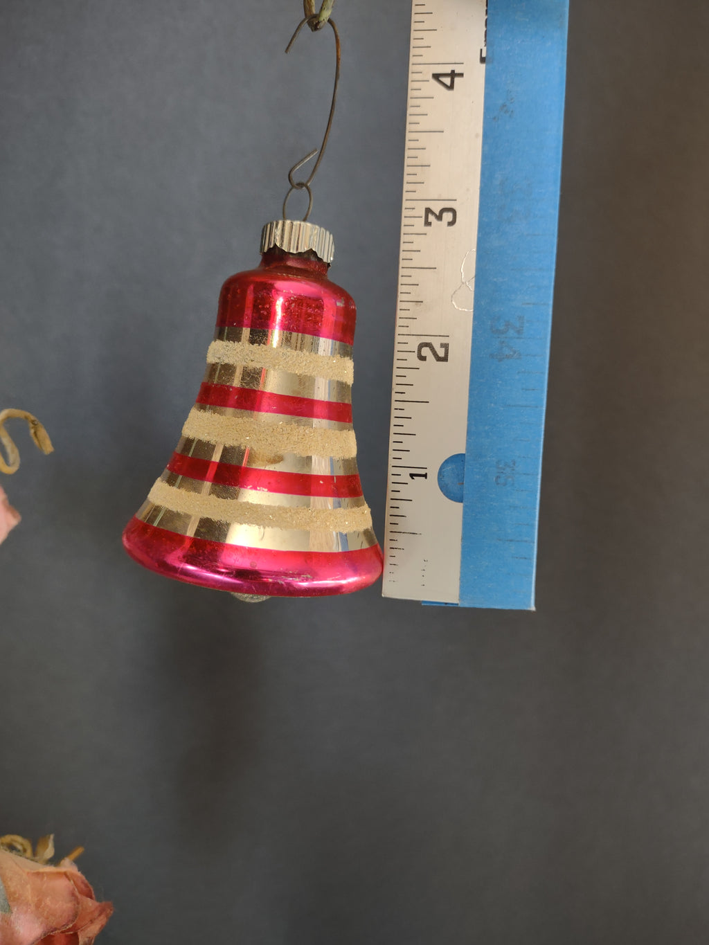 Vintage Shiny Brite Pink Silver White Glitter Glass Bell Christmas Ornament [8146n]