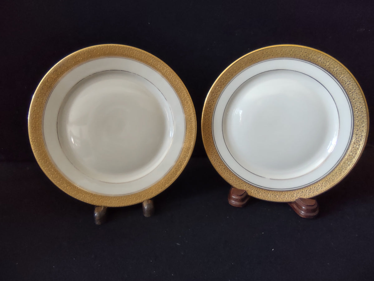Wear on gold inner trim