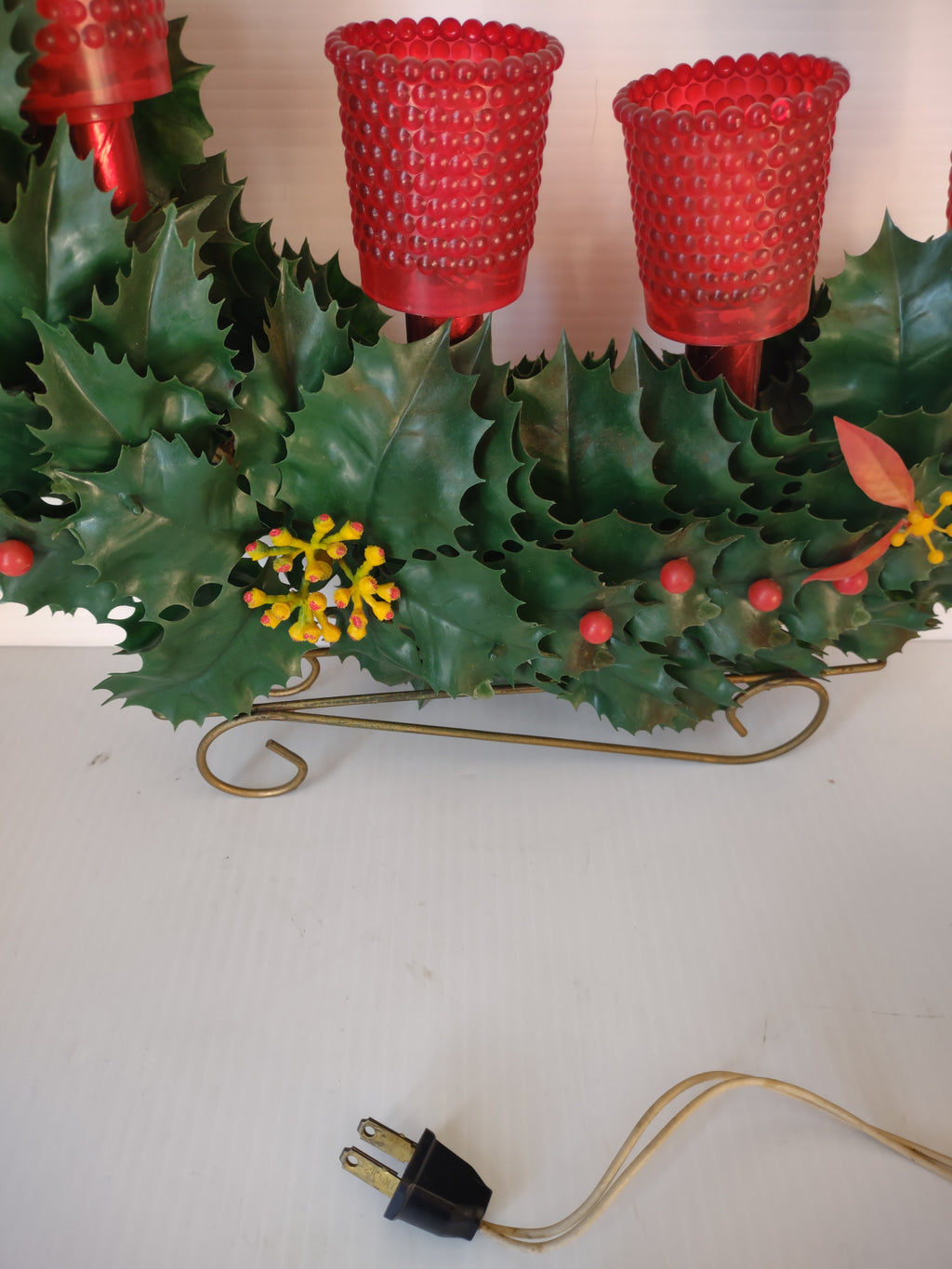 Vintage Christmas 5 Light Red & Green Holly Poinsettia Candelabra [8150n]