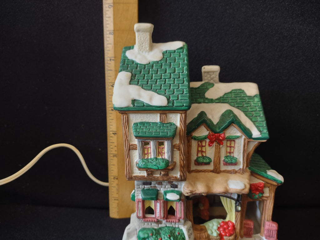Vintage Lighted Christmas Village Grocery Store Green Roof Snow Building [8154n]