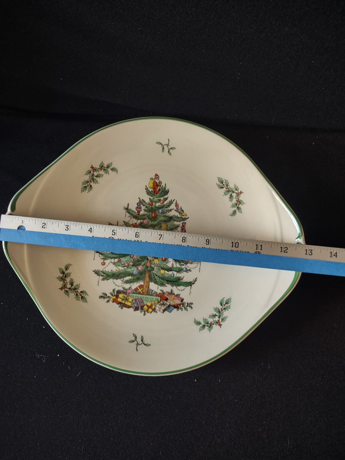 Spode Christmas Tree Plate measured approximately 13 inches across